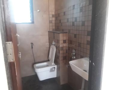 Bathroom Image of 1150 Sq.ft 3 BHK Apartment / Flat for rent in Sadguru Nagar Nashik for Rs. 21000