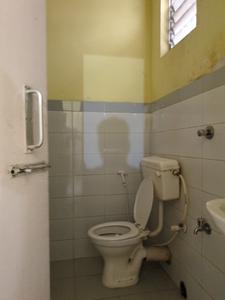 Common Bathroom Image of 480 Sq.ft 1 BHK Apartment / Flat for sale in Shapoorji, New Town Kolkata for Rs. 2550000