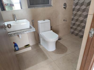 Image of 1250 Sq.ft 2 BHK Apartment / Flat for rent in Kalpataru Immensa, Thane West, Thane for Rs. 50000