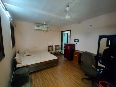 Bedroom Image of 450 Sq.ft 1 RK Builder Floor for rent in Swaraj Homes RWA A Block Malviya Nagar, Malviya Nagar New Delhi for Rs. 24000