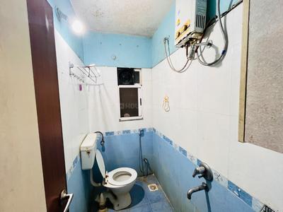 Bathroom Image of 1070 Sq.ft 2 BHK Apartment / Flat for rent in Kumar Primavera B6, Wadgaon Sheri Pune for Rs. 40000