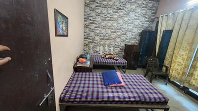 Bedroom Image of Seth pg in Qaiserbagh, Lucknow