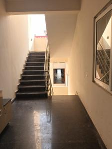 Image of 1600 Sq.ft 3 BHK Apartment / Flat for rent in Madhura Nagar, Hyderabad for Rs. 45001