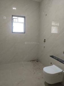 Bathroom Image of 2400 Sq.ft 3.5 BHK Apartment / Flat for rent in Shivaji Nagar Nagpur for Rs. 70000