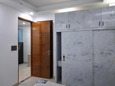 Bedroom Image of 1500 Sq.ft 4 BHK Apartment / Flat for sale in JMD Aashirwad Apartment, Sector 73 Noida for Rs. 5800058