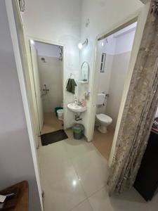 Bathroom Image of 650 Sq.ft 1 BHK Apartment / Flat for rent in Adani Aangan, Shantigram Ahmedabad for Rs. 20000
