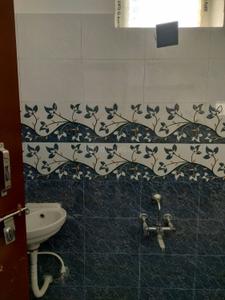 Bathroom Image of 400 Sq.ft 1 RK Builder Floor for rent in VGN Summer Dale, Kovur Chennai for Rs. 6000
