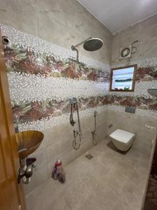 Bathroom Image of 3800 Sq.ft 4 BHK Independent House for sale in Perungalathur Chennai for Rs. 21500000