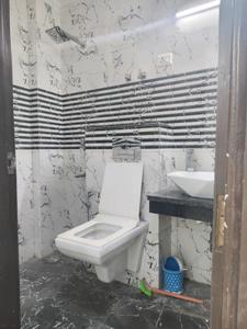 Bedroom One Image of 1650 Sq.ft 3 BHK Apartment / Flat for rent in Freedom Fighters Enclave New Delhi for Rs. 35000