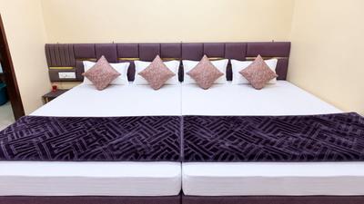 Hall Image of 1500 Sq.ft 1 RK Studio for rent in Mahakal Vanijya Ujjain for Rs. 120000