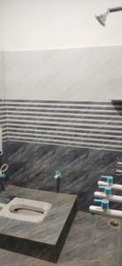 Bathroom Image of 1090 Sq.ft 2 BHK Independent House for rent in Danganj Varanasi for Rs. 9000