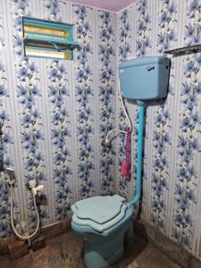 Bathroom Image of 200 Sq.ft 1 RK Independent House for rent in Barrackpore Kolkata for Rs. 4000