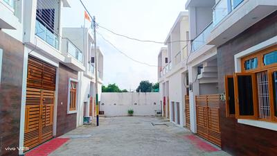 Balcony Image of 700 Sq.ft 2 BHK Independent House for sale in Gomti Nagar Extension Lucknow for Rs. 3149999