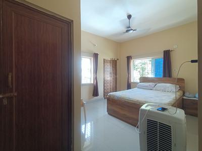 Bedroom Image of 1250 Sq.ft 3 BHK Apartment / Flat for sale in Kalikapur, EM Bypass Kolkata for Rs. 6000000