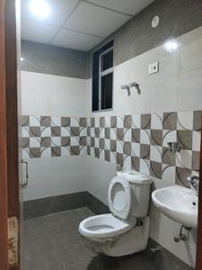 Common Bathroom Image of 711 Sq.ft 1 BHK Builder Floor for sale in Uniwest Arcade Homes, Sector 102 Noida for Rs. 4700000