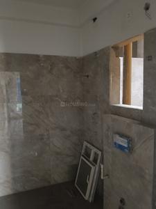 Bathroom Image of 1000 Sq.ft 2 BHK Apartment / Flat for sale in Nirman Vistaa, Chinar Park Kolkata for Rs. 7600000