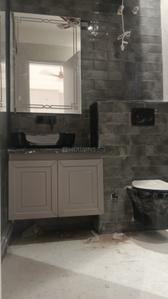 Image of 3105 Sq.ft 4 BHK Builder Floor for sale in Anand Vihar, New Delhi for Rs. 60000000
