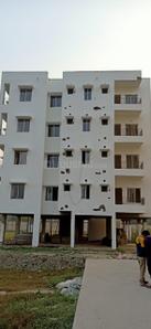 Image of 1100 Sq.ft 3 BHK Apartment / Flat for sale in Larica Green Hamlet, Pailan, Kolkata for Rs. 2880000