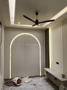 Bedroom Image of 1800 Sq.ft 3 BHK Builder Floor for sale in Chittaranjan Park New Delhi for Rs. 62500000