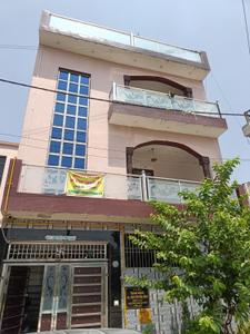 Image of 1200 Sq.ft 2 BHK Duplex for rent in Modipuram, Meerut for Rs. 8500