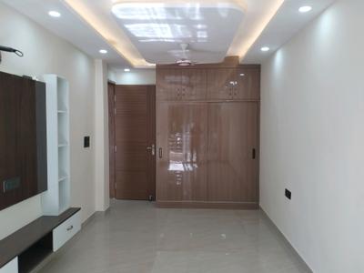 Bedroom Image of 1100 Sq.ft 3 BHK Apartment / Flat for sale in Vikaspuri New Delhi for Rs. 15000000