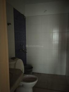 Bathroom Image of 1800 Sq.ft 4 BHK Apartment / Flat for sale in Ashiana Upvan, Indirapuram Ghaziabad for Rs. 30000000