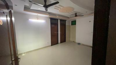 Living Room Image of 1200 Sq.ft 3 BHK Builder Floor for rent in Sector 49 Noida for Rs. 25000