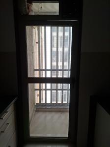Balcony Image of 1041 Sq.ft 2 BHK Apartment / Flat for rent in Lodha Luxuria Priva, Thane West Thane for Rs. 45000
