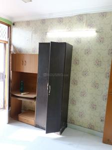 Bedroom Image of 550 Sq.ft 1 RK Builder Floor for rent in Khirki Extension New Delhi for Rs. 14000