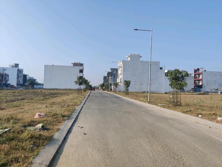 Wave City Main Image 1