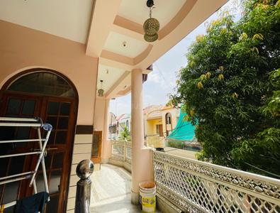 Balcony Image of 1500 Sq.ft 2 BHK Independent House for rent in Kampoo Gwalior for Rs. 10000