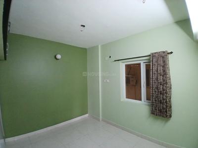 Bedroom Image of 1400 Sq.ft 3 BHK Apartment / Flat for rent in Koyambedu Chennai for Rs. 55000