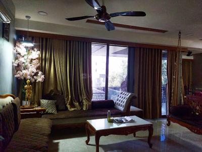 Hall Image of 3000 Sq.ft 4 BHK Apartment / Flat for sale in Vastu Oasis, Thaltej Ahmedabad for Rs. 35100000