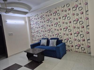 Living Room Image of 850 Sq.ft 2 BHK Apartment / Flat for rent in Super Avenue Apartment, Sector 73 Noida for Rs. 27000