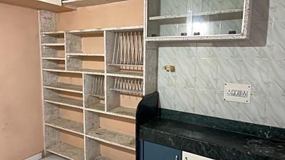 Kitchen Image of 650 Sq.ft 1 BHK Apartment / Flat for rent in Kunal Estate, Chinchwad Pune for Rs. 16500