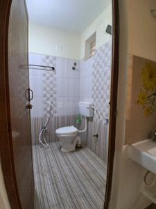 Image of 1050 Sq.ft 2 BHK Builder Floor for rent in Adyar, Chennai for Rs. 42000