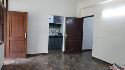Living Room Image of 700 Sq.ft 1 BHK Builder Floor for rent in Arjun Nagar New Delhi for Rs. 32000