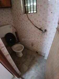 Bathroom Image of 1600 Sq.ft 4 BHK Apartment / Flat for sale in PNS Green Enclave, Bansdroni Kolkata for Rs. 6000000