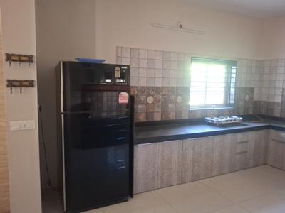 Kitchen Image of 9000 Sq.ft 6 BHK Villa for rent in Vaishno Devi Circle Ahmedabad for Rs. 125000