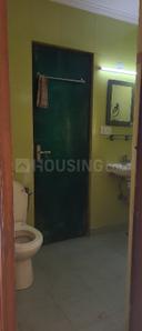 Image of 1400 Sq.ft 2 BHK Apartment / Flat for rent in Hahnemann Apartments, Sector 6 Dwarka, New Delhi for Rs. 35000