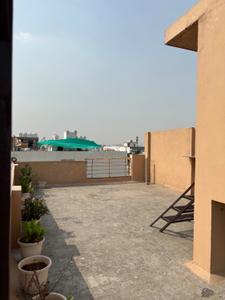 Balcony Image of 900 Sq.ft 3 BHK Apartment / Flat for rent in Sector 12 Gurgaon for Rs. 30000