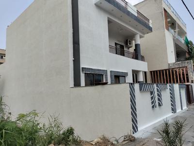 Image of 2100 Sq.ft 4 BHK Duplex for sale in Danish Park, Kolar Road, Bhopal for Rs. 25000000
