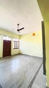 Hall Image of 1410 Sq.ft 3 BHK Apartment / Flat for rent in Sunderpur Varanasi for Rs. 16500