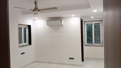 Bedroom Image of 2200 Sq.ft 3 BHK Apartment / Flat for rent in DDA Sector Pocket B C, Vasant Kunj New Delhi for Rs. 110000