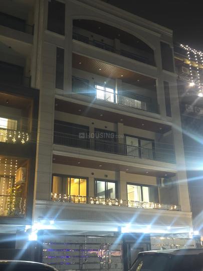 Avenue 49 More Images 1