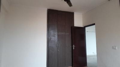 Bedroom Image of 949 Sq.ft 2 BHK Apartment / Flat for rent in Gardenia Glory, Sector 46 Noida for Rs. 30000