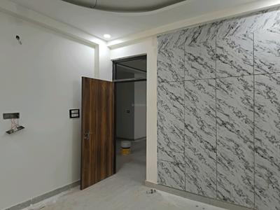 Bedroom Image of 1600 Sq.ft 4 BHK Apartment / Flat for sale in Govindpuram Ghaziabad for Rs. 6865000