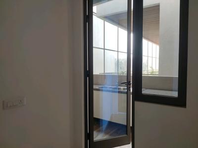 Servant Room Image of 3195 Sq.ft 4 BHK Apartment / Flat for sale in Ivory County Phase 3, Sector 115 Noida for Rs. 67500000
