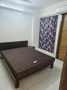 Bedroom Image of 2500 Sq.ft 4 BHK Apartment / Flat for rent in Earth Elegance, Bodakdev Ahmedabad for Rs. 95500
