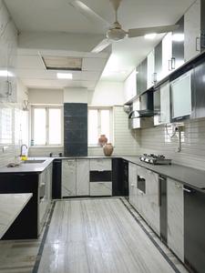 Kitchen Image of 2000 Sq.ft 3 BHK Apartment / Flat for sale in Ballygunge Kolkata for Rs. 21000000